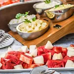 Hotel&medspa Siret Hotel