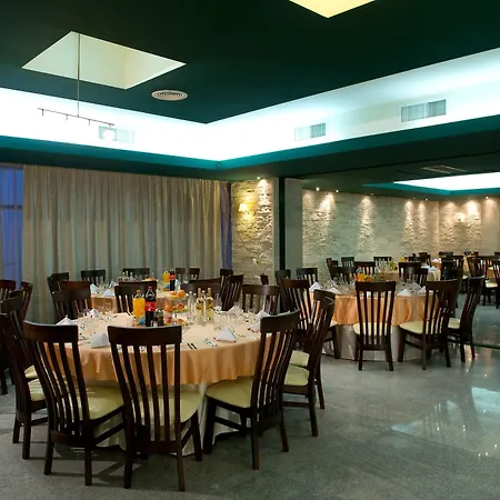 Hotel & Medspa Siret 3*